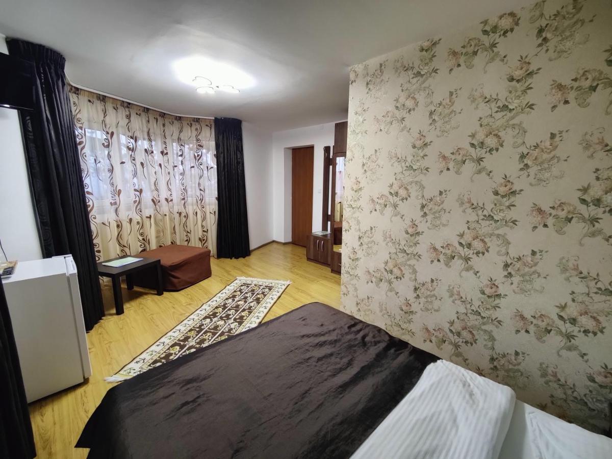 Casa Adina Hotel Sinaia Ngoại thất bức ảnh